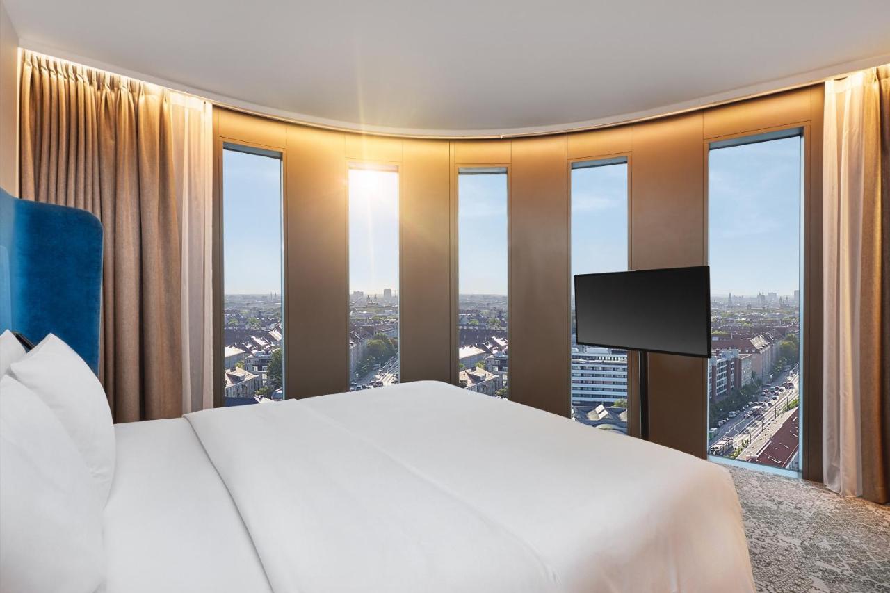 Hyperion Hotel Muenchen Luaran gambar A bedroom in the hotel