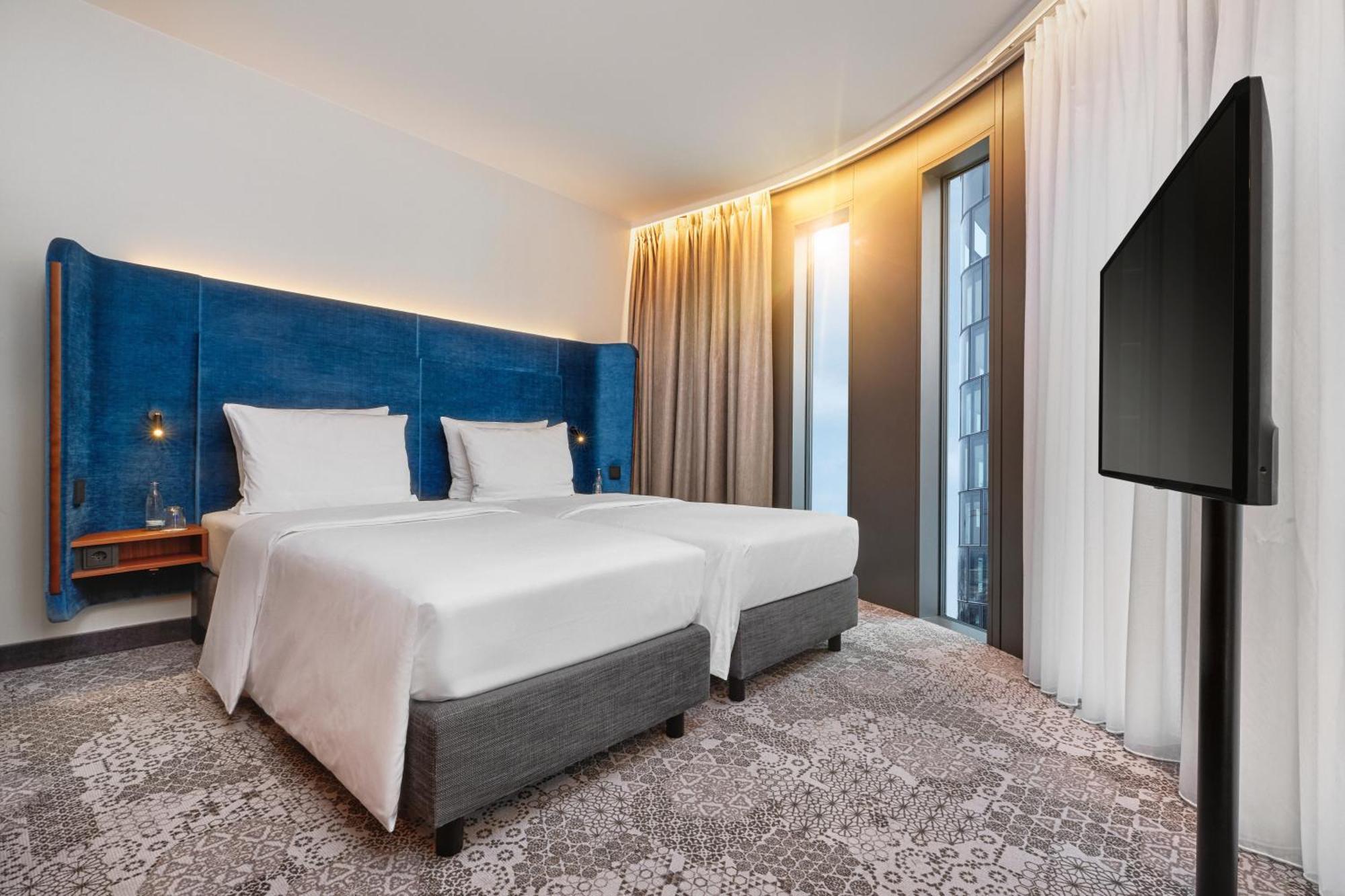 Hyperion Hotel Muenchen Luaran gambar Deluxe room