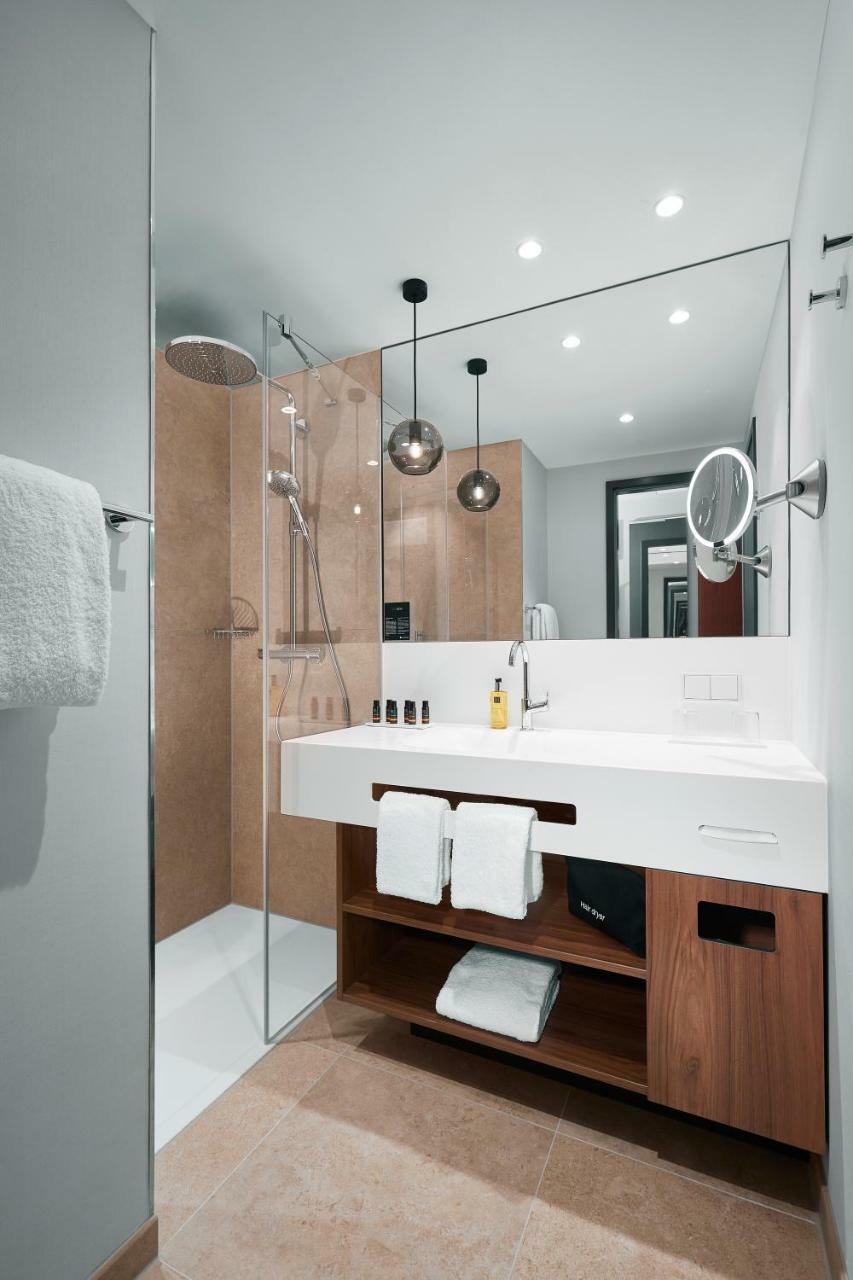 Hyperion Hotel Muenchen Luaran gambar Bathroom
