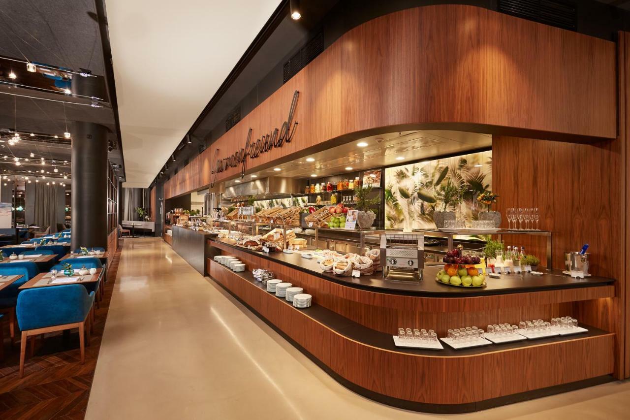 Hyperion Hotel Muenchen Luaran gambar The Garden Grill