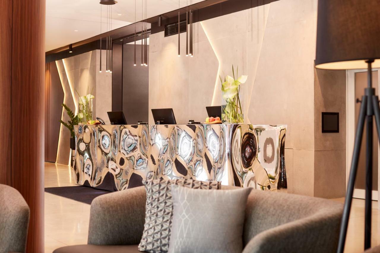 Hyperion Hotel Muenchen Luaran gambar The lobby of the hotel