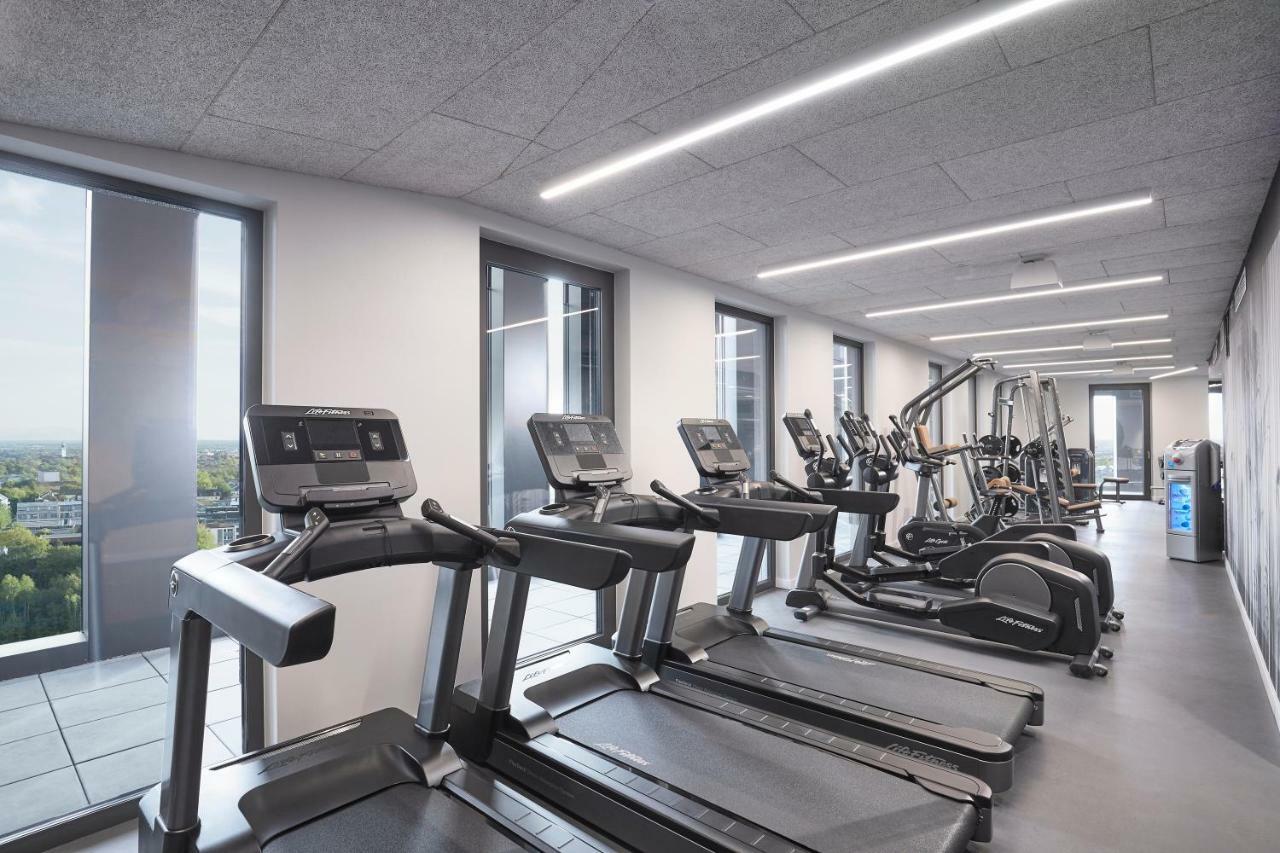 Hyperion Hotel Muenchen Luaran gambar The gym at the University of Roehampton