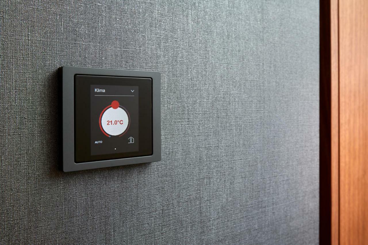 Hyperion Hotel Muenchen Luaran gambar A wall-mounted thermostat